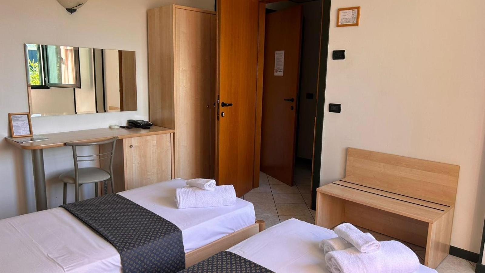 Hotel Gran Delta Rosolina Buitenkant foto
