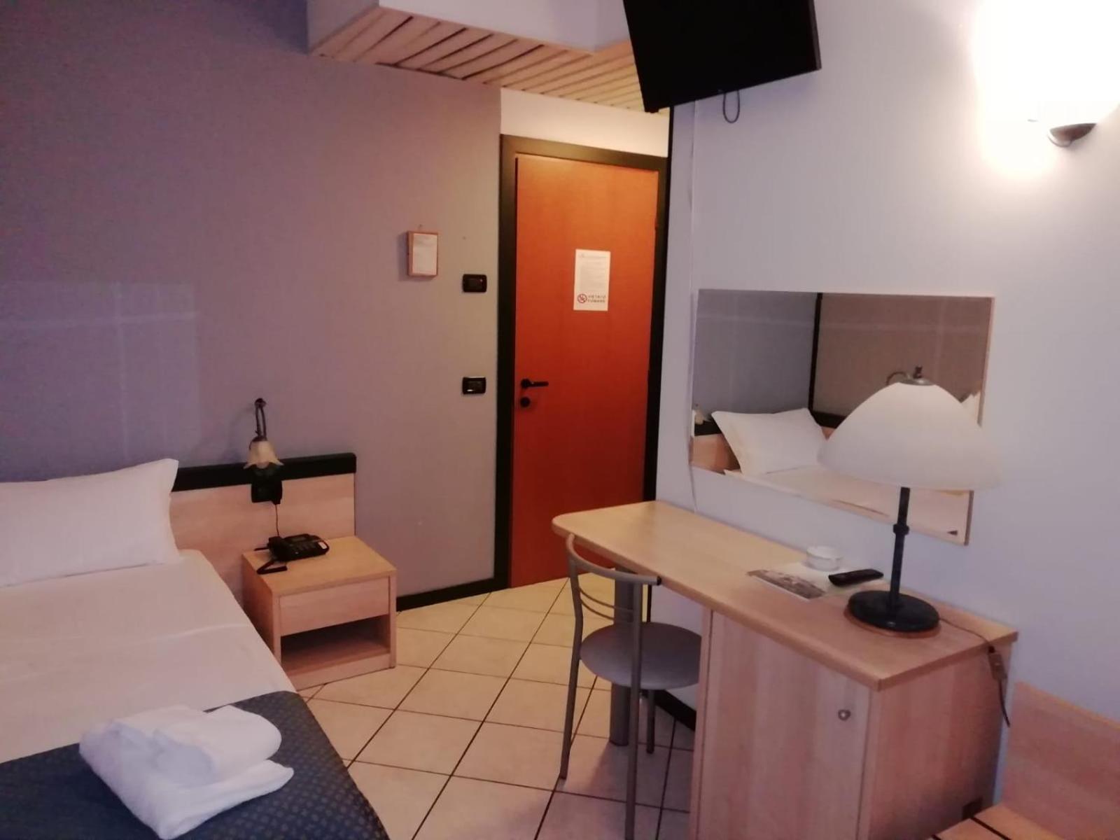 Hotel Gran Delta Rosolina Buitenkant foto