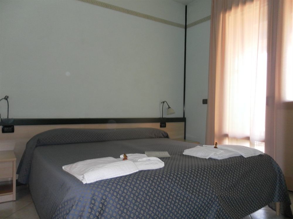 Hotel Gran Delta Rosolina Buitenkant foto